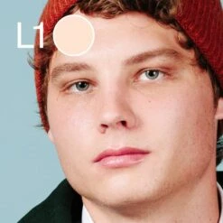 FRONTMAN Fade Skintone Acne Treatment -Care Product Store FRONTMAN Fade Skintone Acne Treatment L1 On Face