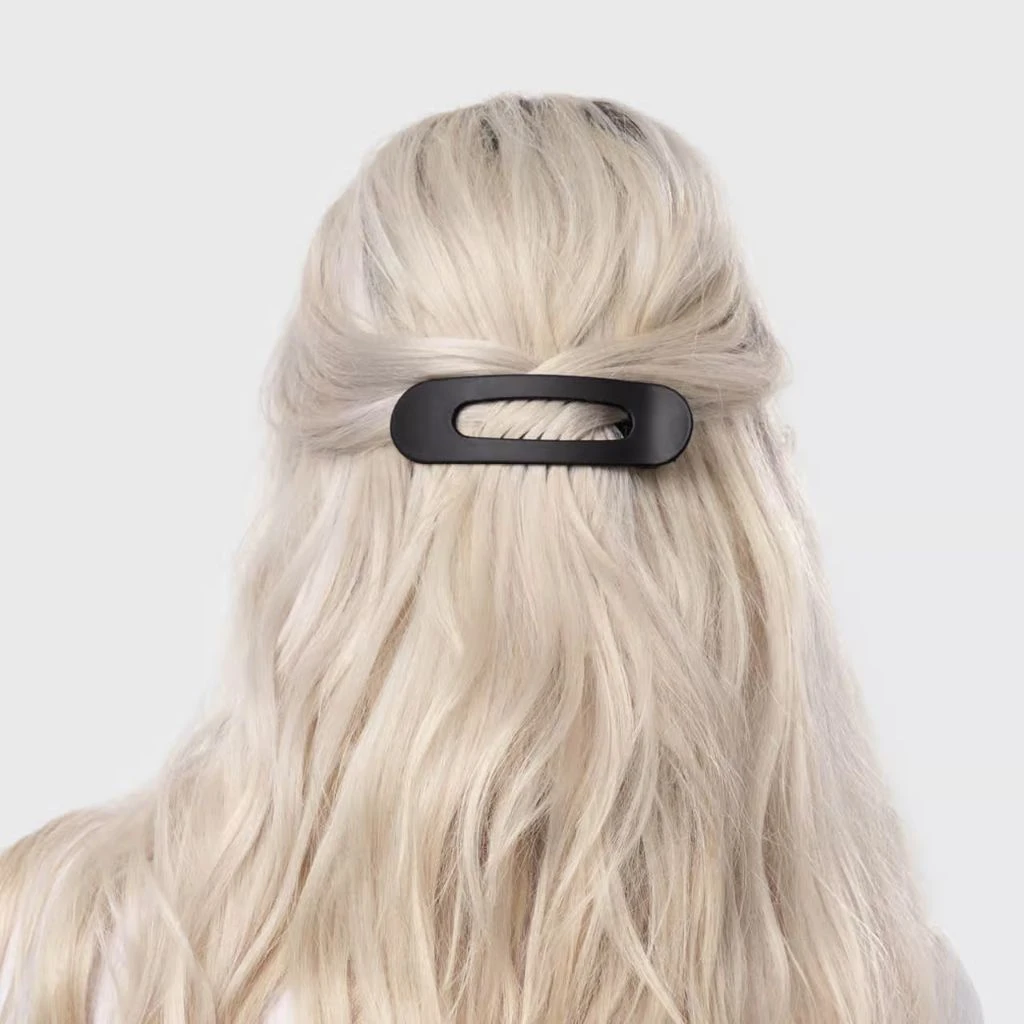 Kitsch Flat Lay Claw Clip 2 Kitsch Flat Lay Claw Clip - Image 2