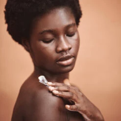 L'Occitane Shea Butter Ultra Rich Body Cream -Care Product Store L Occitane Shea Butter Ultra Rich Body Cream 3