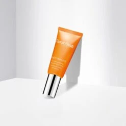 Natura Bisse C+C Vitamin Eye -Care Product Store Natura Bisse C C Vitamin Eye Lifestyle