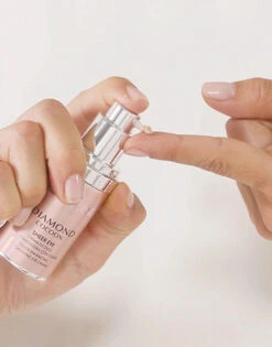 Natura Bisse Diamond Cocoon Sheer Eye 8 Natura Bisse Diamond Cocoon Sheer Eye -Care Product Store Natura Bisse Diamond Cocoon Sheer Eye texture