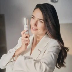 Natura Bisse Diamond Luminous Perfecting Serum -Care Product Store Natura Bisse Diamond Luminous Perfecting Serum 4