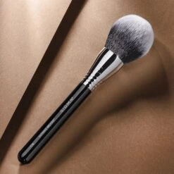 Sigma F78 Ultimate Bronze Brush -Care Product Store Sigma F78 Ultimate Bronze Brush 3