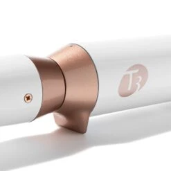 T3 Tousled Waves 1 1/4" - 3/4" Tapered Barrel -Care Product Store T3 Tousled Waves 1 1 4 3 4 Tapered Barrel Image1