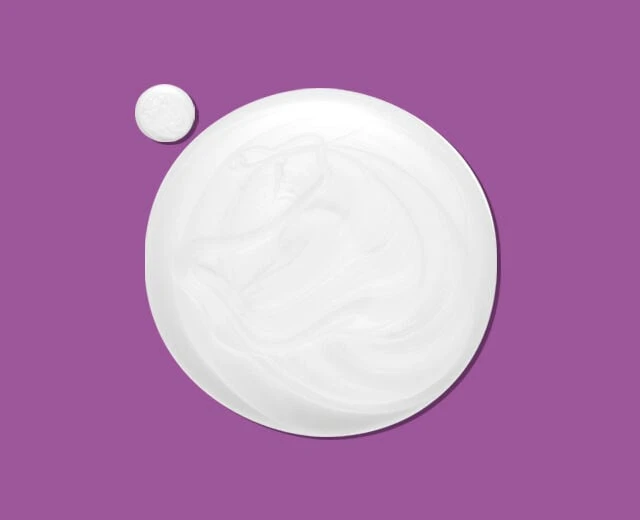 Bumble & Bumble Curl Moisture Shampoo 2 Bumble & Bumble Curl Moisture Shampoo - Image 2