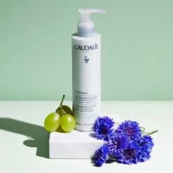 Caudalie Vinoclean Gentle Cleansing Almond Milk 6 Caudalie Vinoclean Gentle Cleansing Almond Milk -Care Product Store caudale vinoclean gentle cleansing almond milk lifestyle